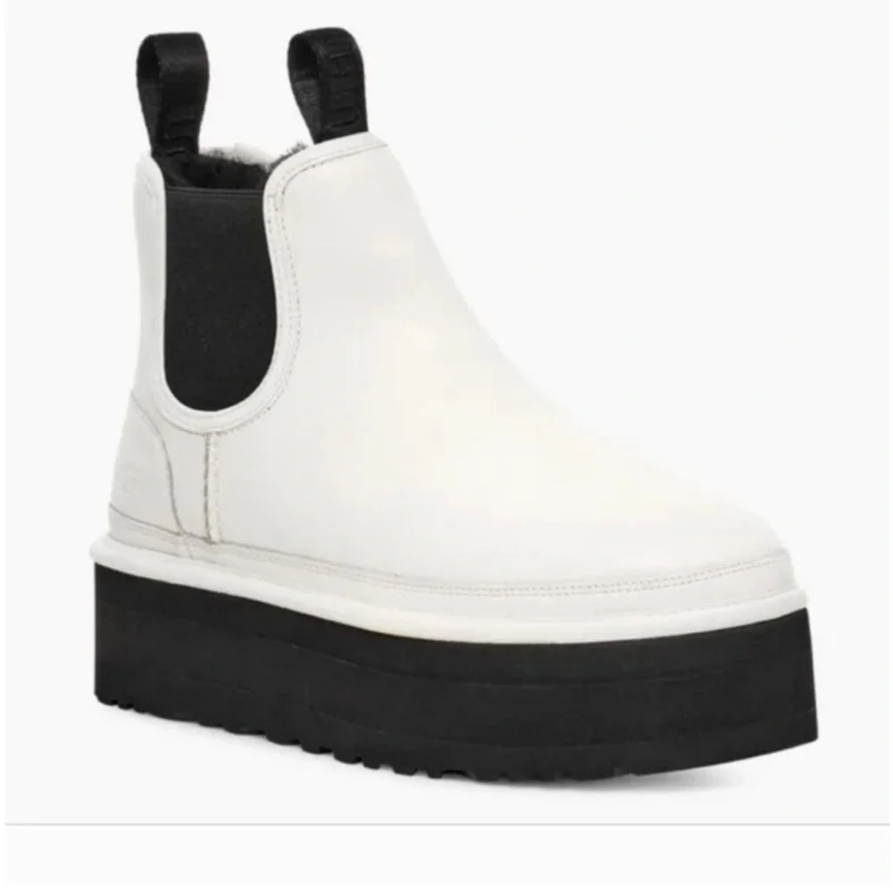 UGG dual pull